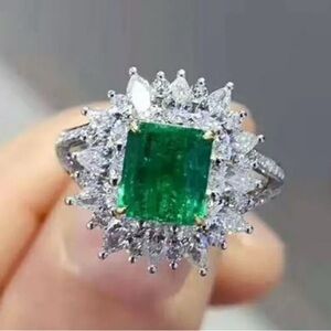 Beautiful Emerald cut aquamarine  Ring